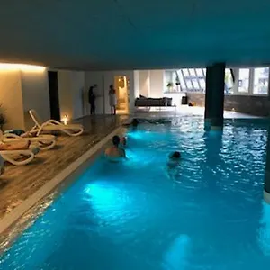 Privé Dans Résidence Balnéo Aladin Cauterets
